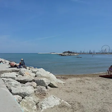 Appartament On The With Balcony X6persons * Rimini